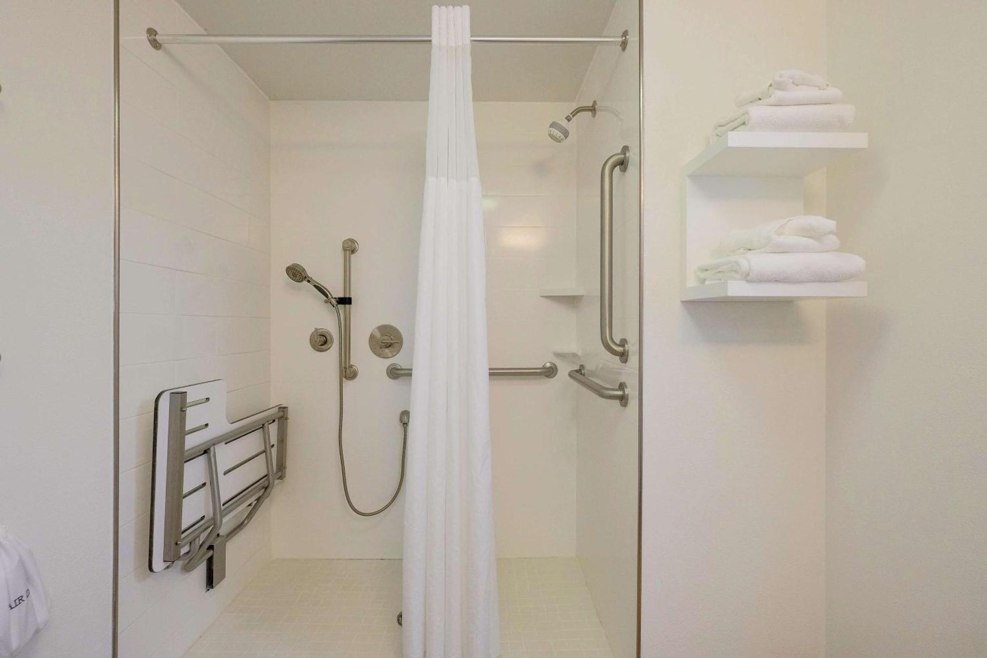 Hampton Inn Edenton Bagian luar foto
